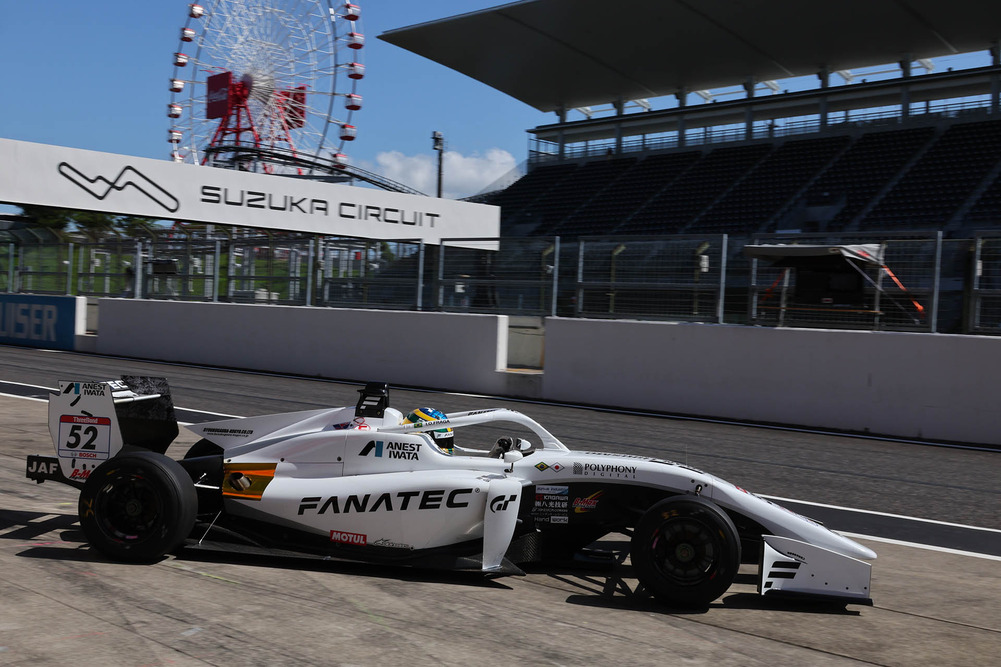 弗拉加在第8轮中表现出了坚持不懈的精神，尽管以最后一名发车，还遇到了轮胎磨损过快的问题，但也成功地提升了2个名次，以第9名完赛。